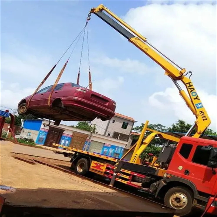 文城镇吊车救援小汽车怎么吊