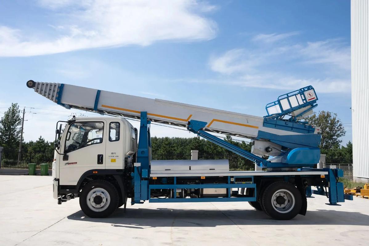 文城镇云梯上料车租赁费用