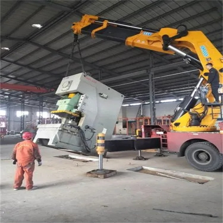 文城镇80吨折臂吊车出租附近电话